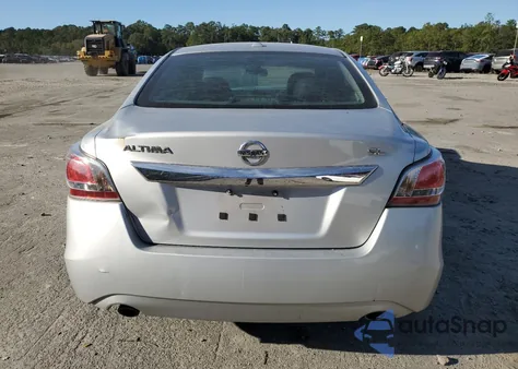 2015 Nissan Altima 2.5 from USA, damaged, VIN 1N4AL3AP0FN886282